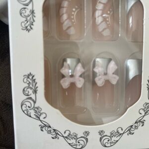 Pink Bow Press-On Nails
